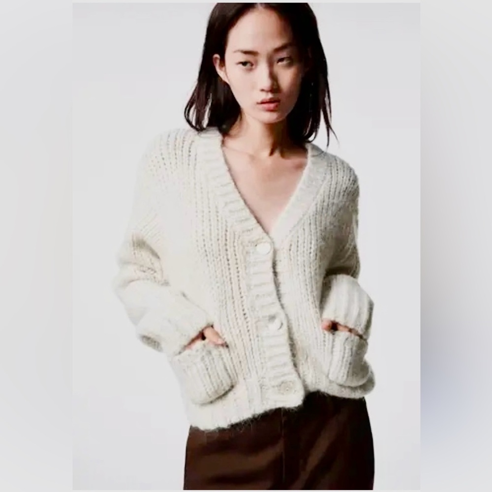 Zara Alpaca Wool Blend Cream Knit Women's Chunky Cardigan sweater size medium - Picture 1 of 4